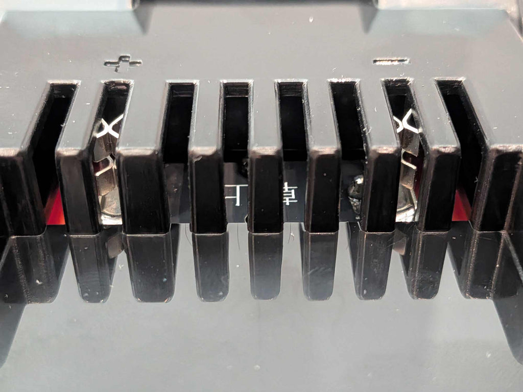 AEG 18V to Hikoki 18V Battery Adapter